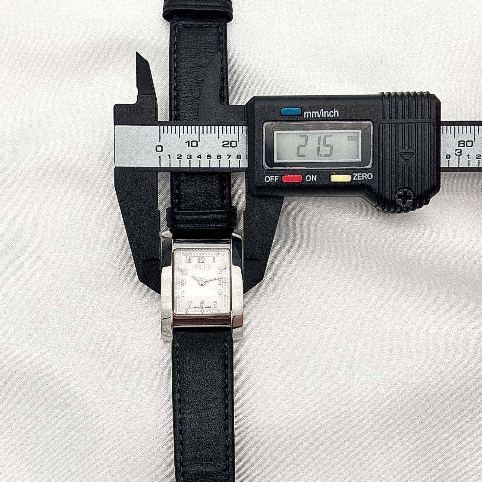 稼働品 Working item フェンディ FENDI 腕時計 レディース Ladies