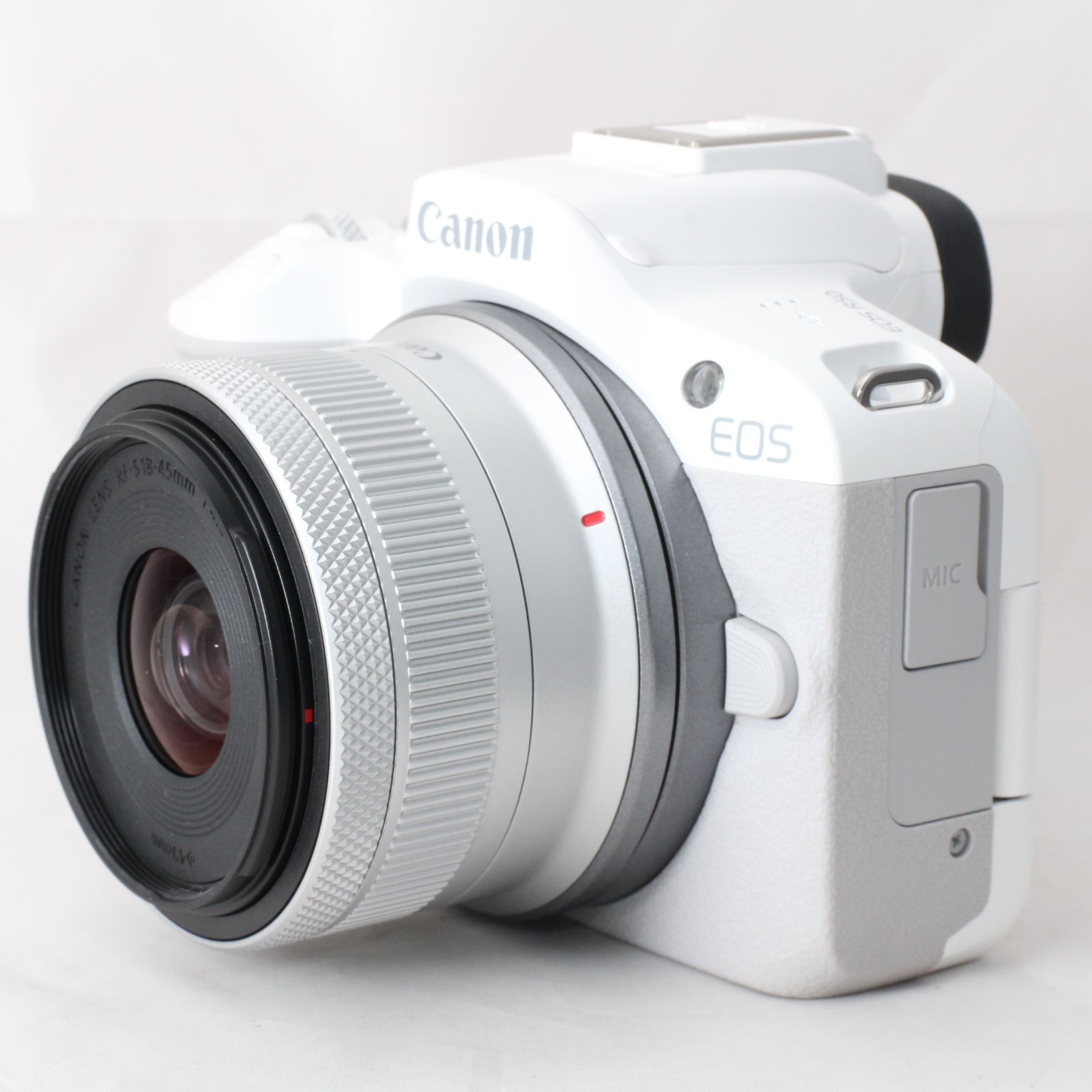 ☆美品・ショット数8000☆ Canon ミラーレス一眼カメラ EOS R50 標準