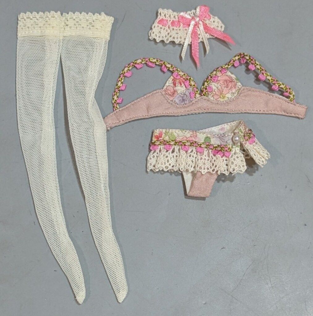 A-F ドール衣装 momokoサイズ ブラジャー+ショーツ+ソックス+トップス ピンク系