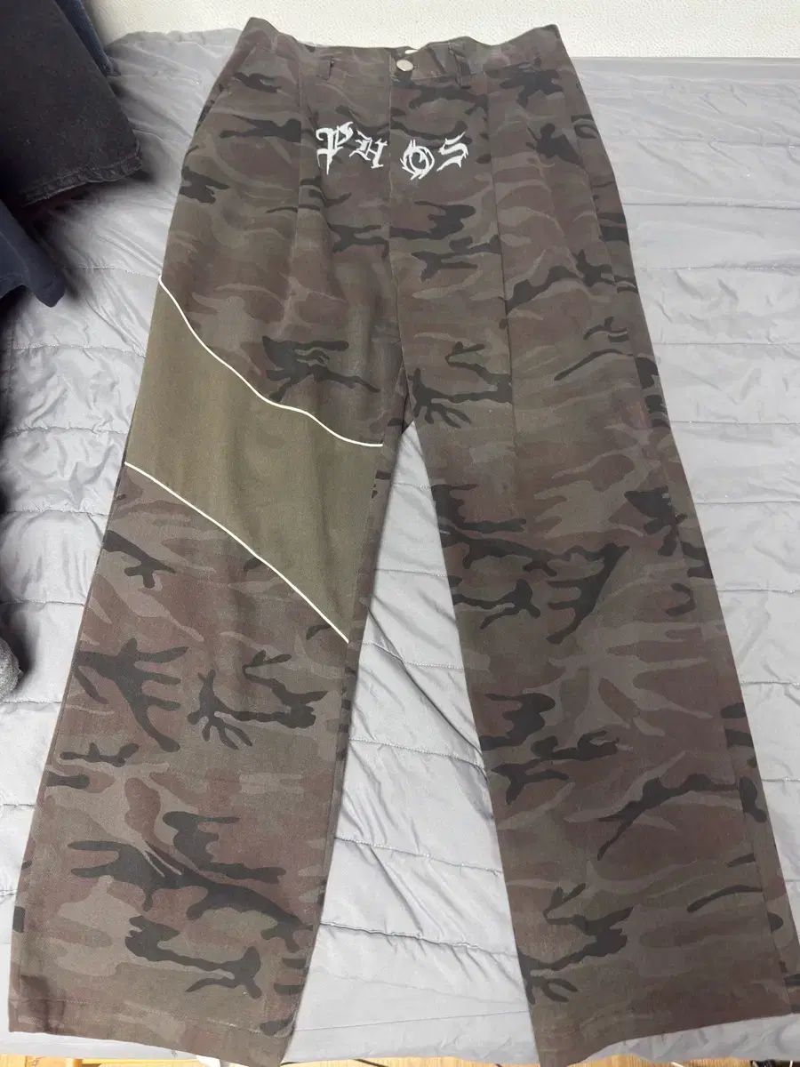 定番人気，爆買い フォース333 迷彩パンツ M チノパン