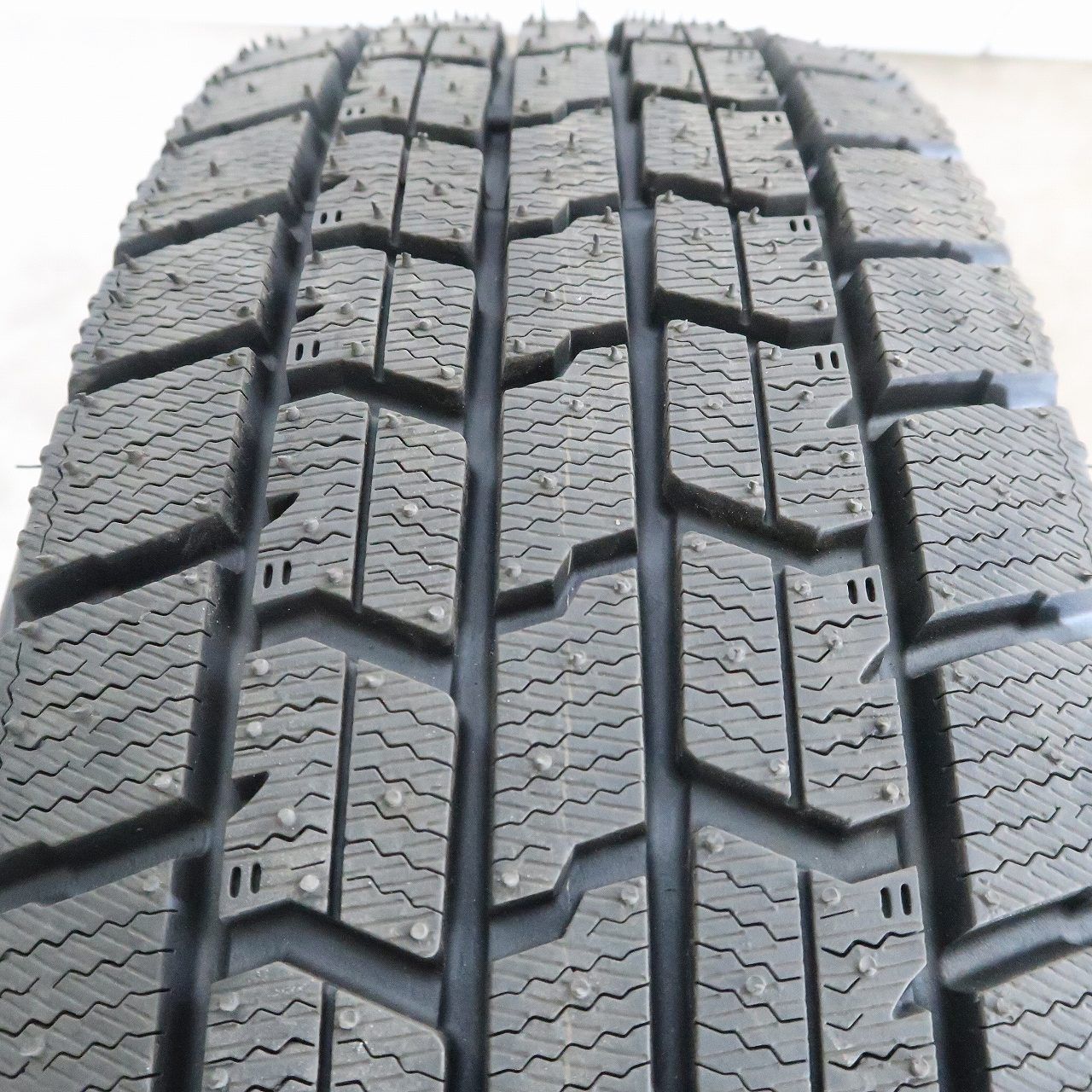 バリ溝 2025年】ヤリス アクア ヴィッツ 等に 4本 VEX 14インチ 5.5J +