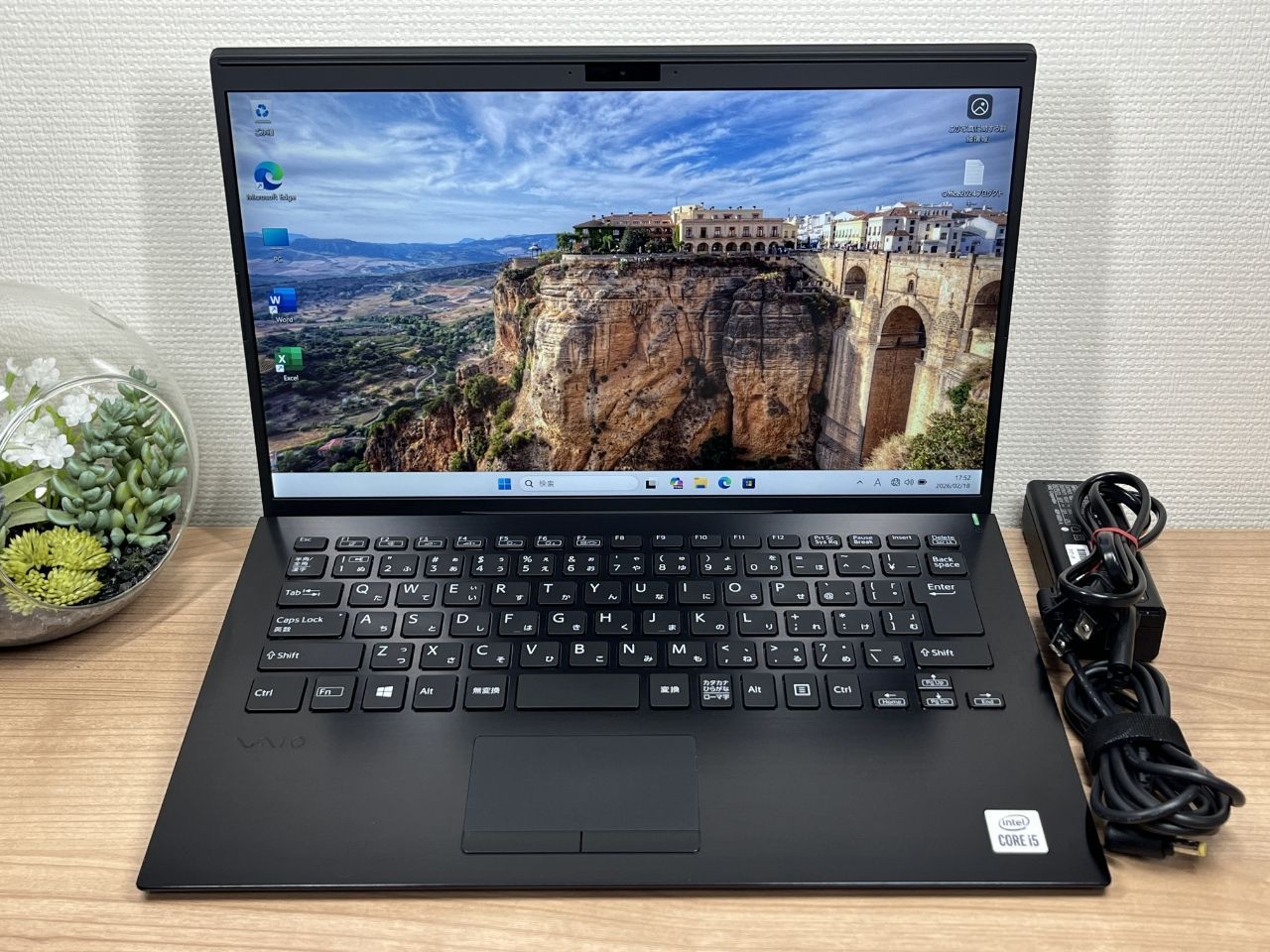 超美品〉01113 VAIO VJPK13C11N 8GB 256GB 第10世代 ノートパソコン