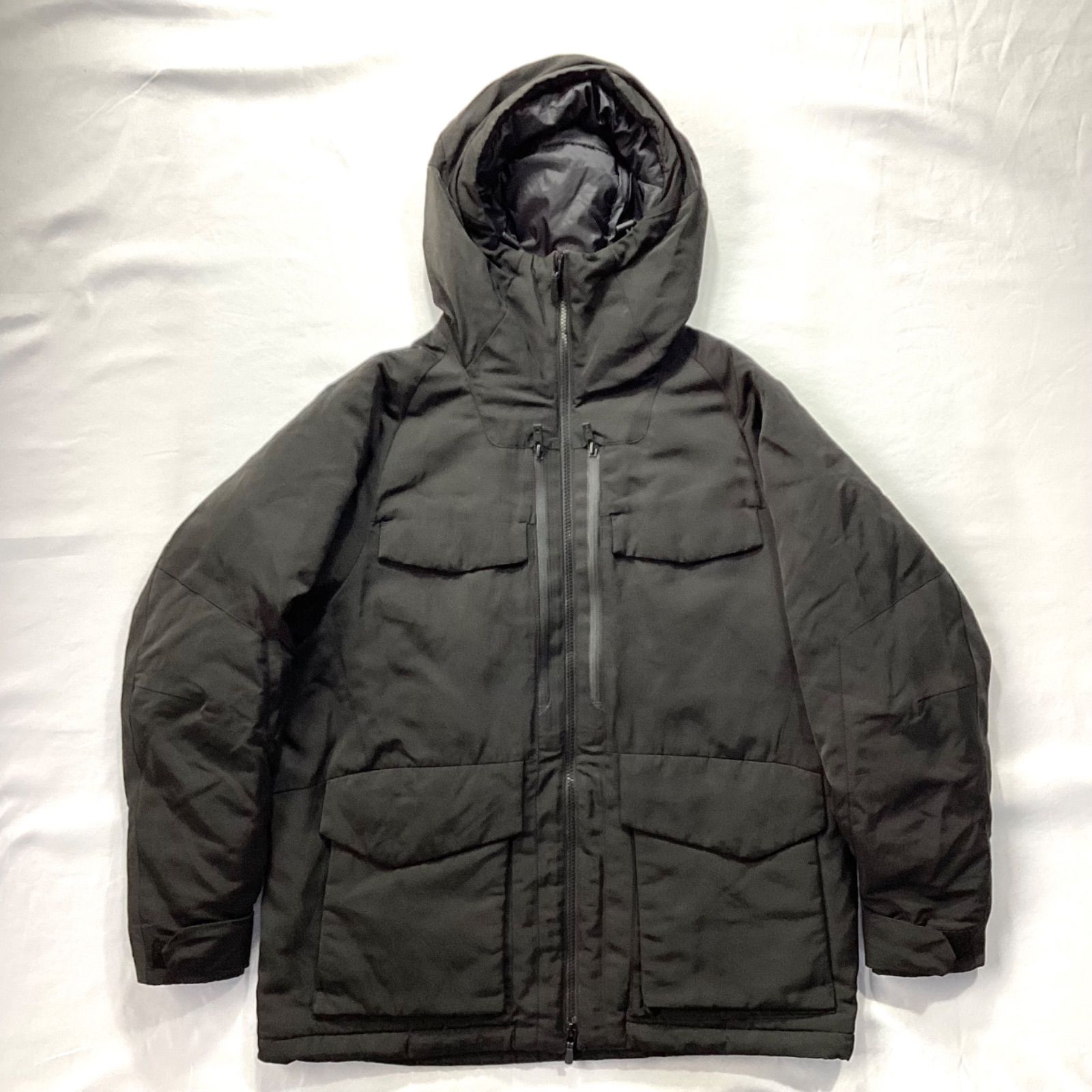 UNIQLO ユニクロ ホワイトマウンテニアリング WHITE MOUNTAINEERING