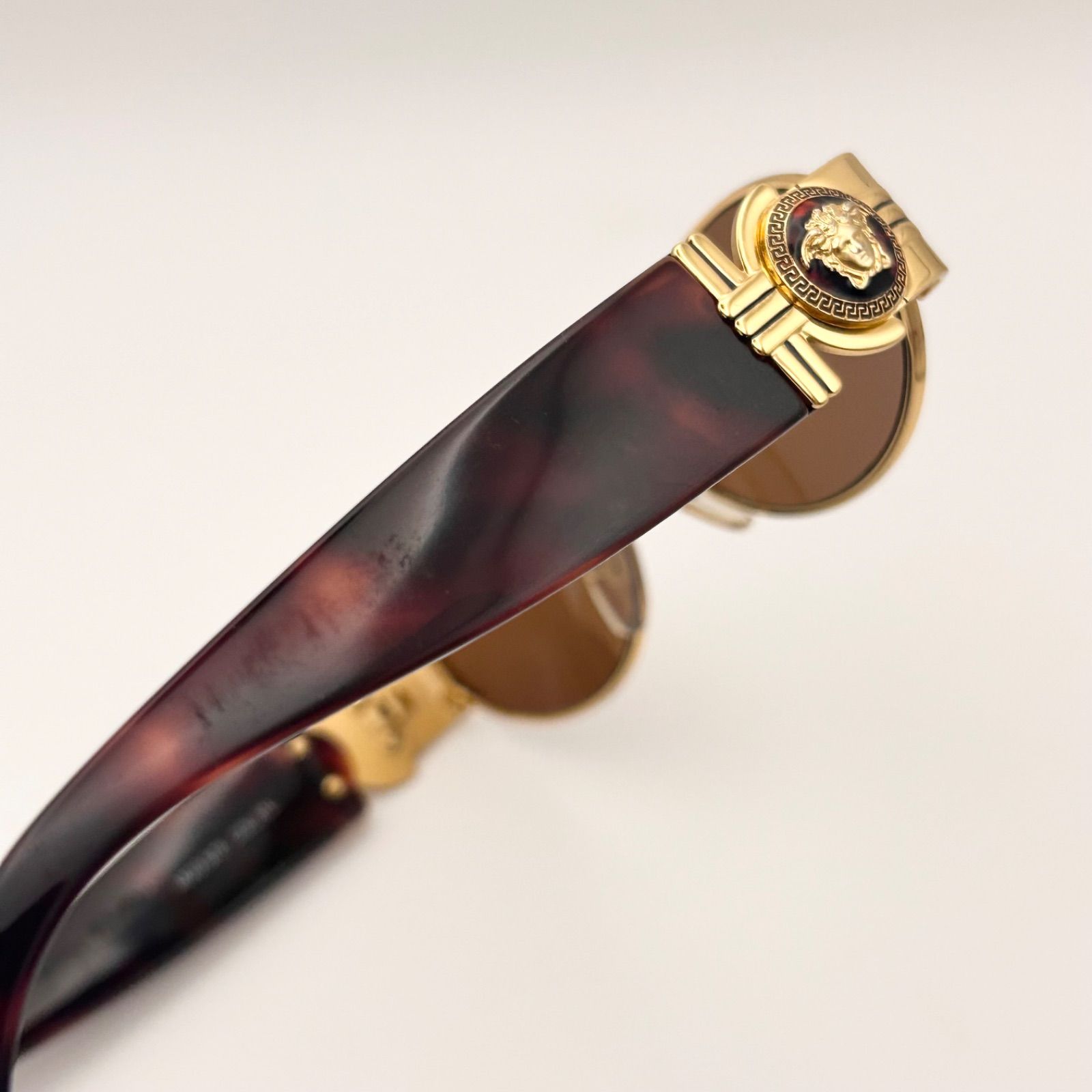 ケース付き GIANNI VERSACE ジャンニヴェルサーチ サイドメデューサ