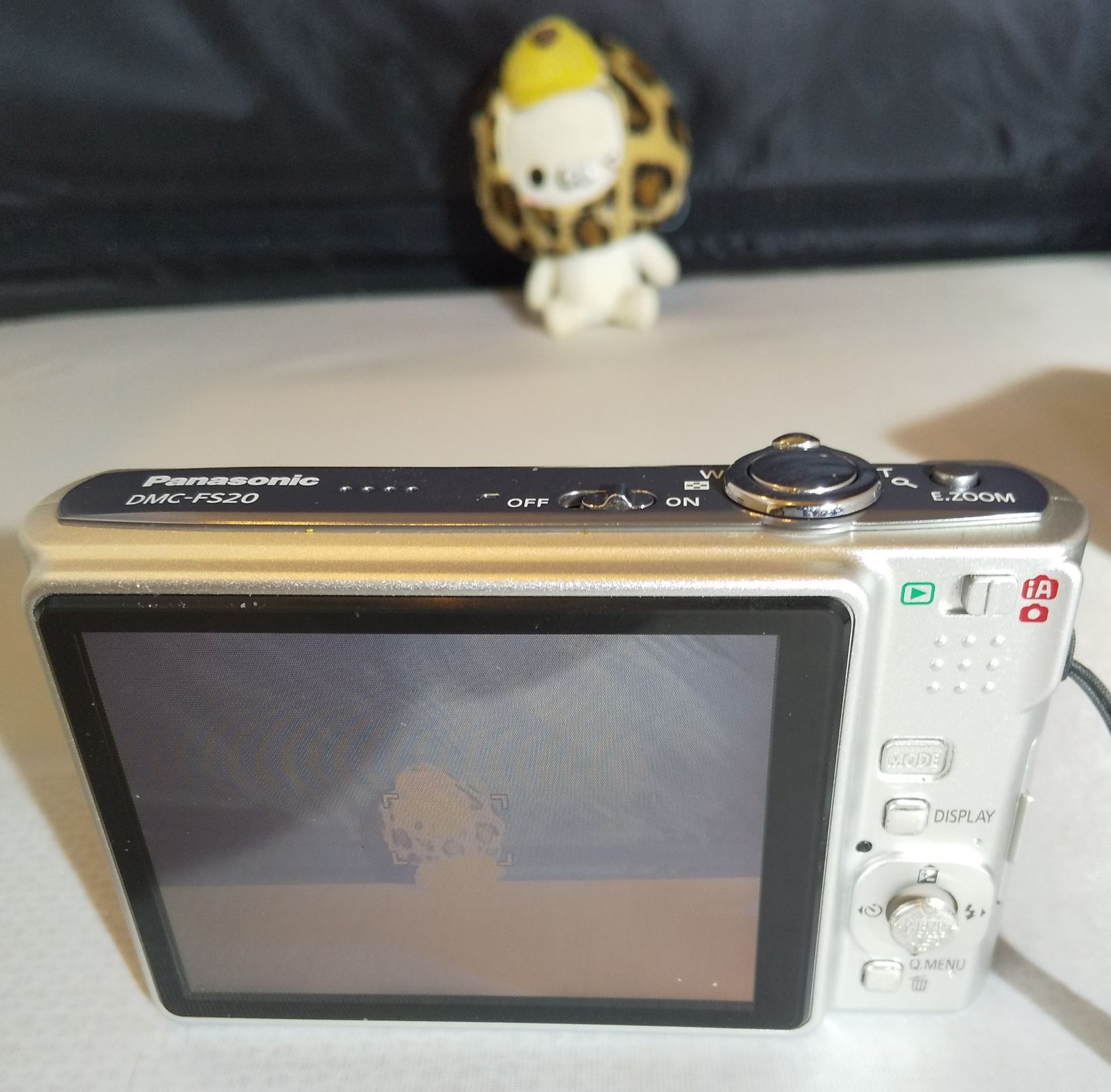 美品 Panasonic DMC-FS20 動作確認済み シルバー 8倍ズーム コンパクト 