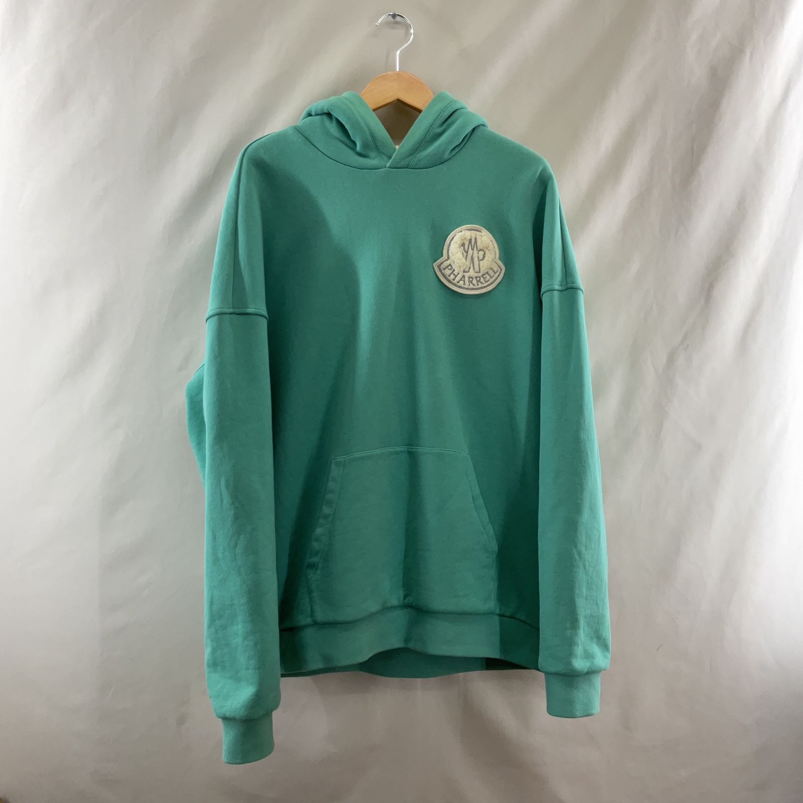 MONCLER (モンクレール) ×PHARRELL WILLIAMS I209R8G00003 REVERSIBLE 