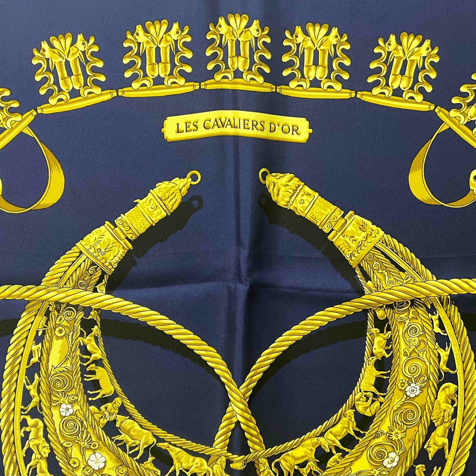Herms エルメス 90カレ 大判 シルク スカーフ LES CAVALIERS DOR 黄金
