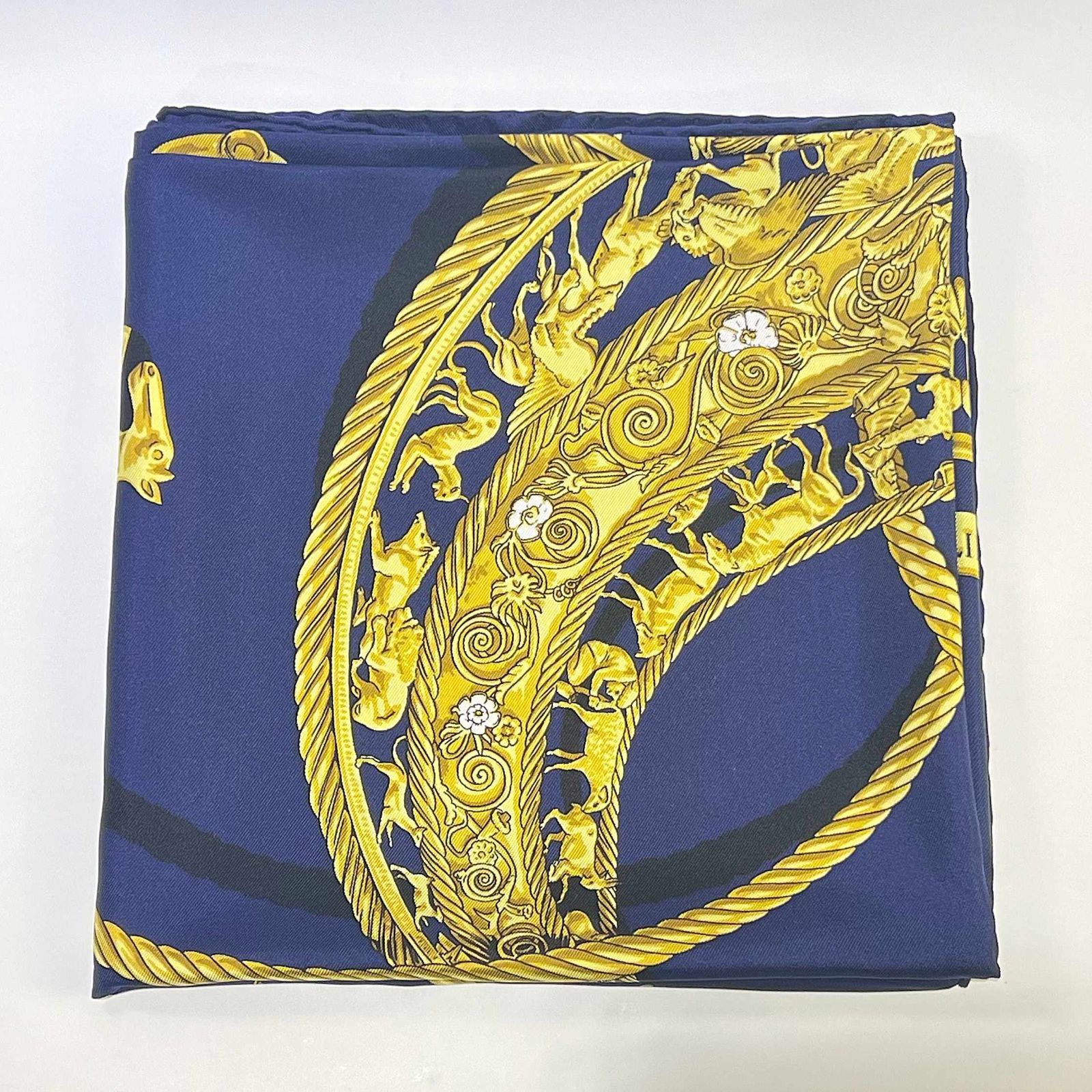 Herms エルメス 90カレ 大判 シルク スカーフ LES CAVALIERS DOR 黄金