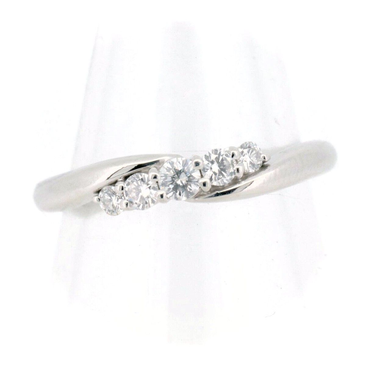 ロイヤルアッシャー ダイヤモンド リング 指輪 0.20ct 9号 Pt900 