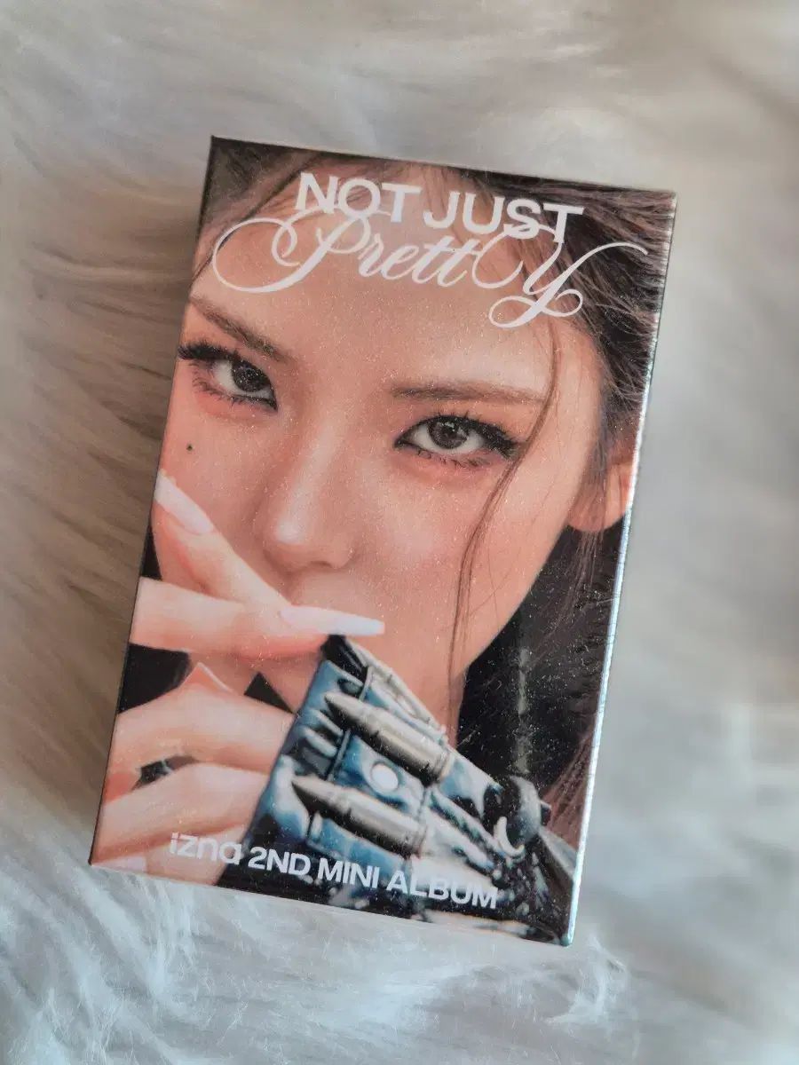 izna Just 2nd ⁄ (NFC_Nemo ジミン (MY) izna イズナ Not just pretty