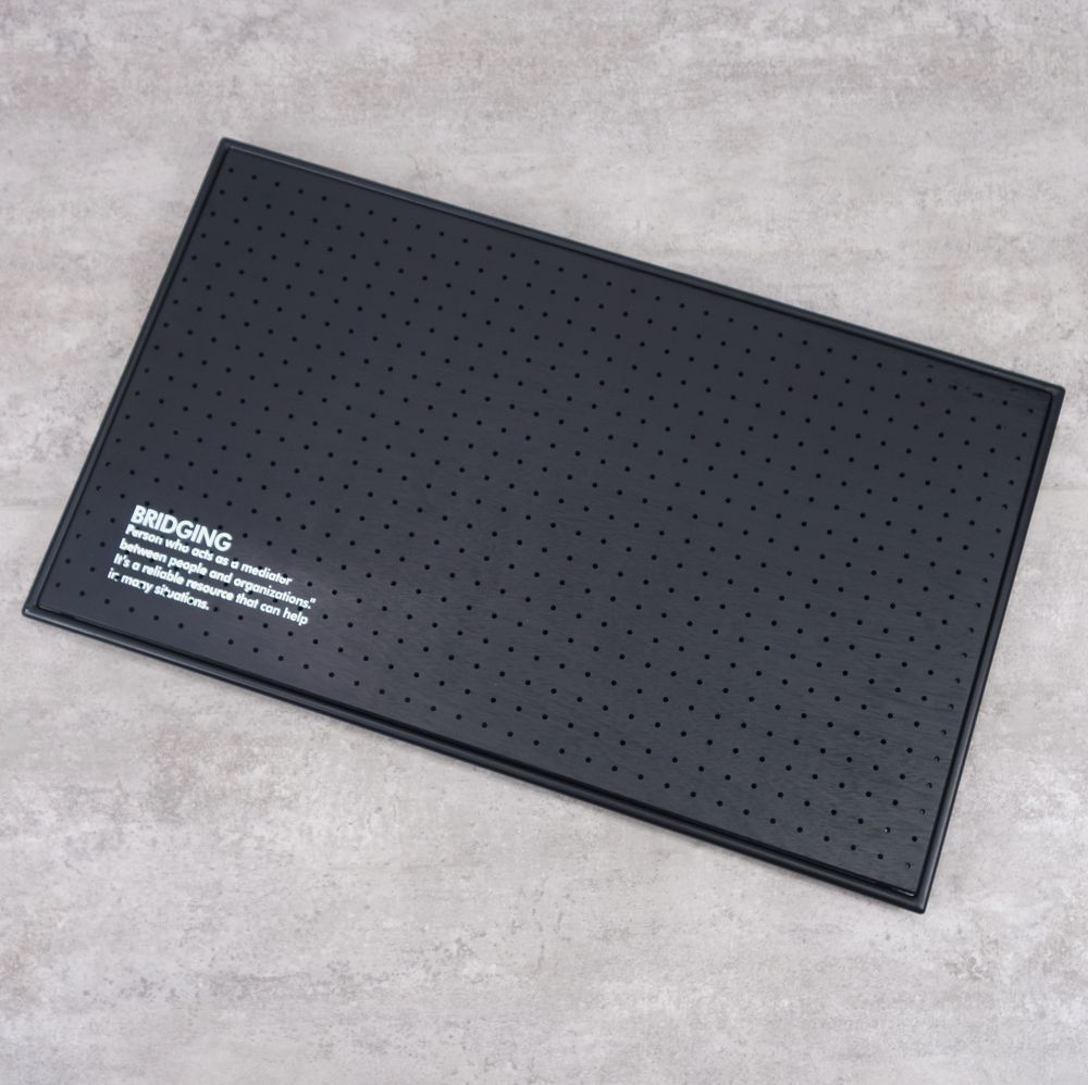 未使用 H&O BRUNT BRIDGING 50 サイドテーブル 天板 キャンプ ギア