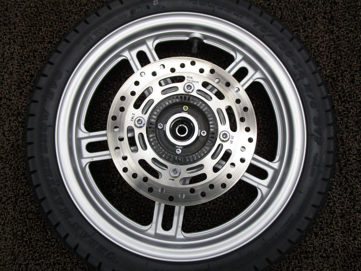 ホンダ カブJA61 フロントホイル スーパーカブ110 プロ フロントホイール ディスク □B2553！JA61