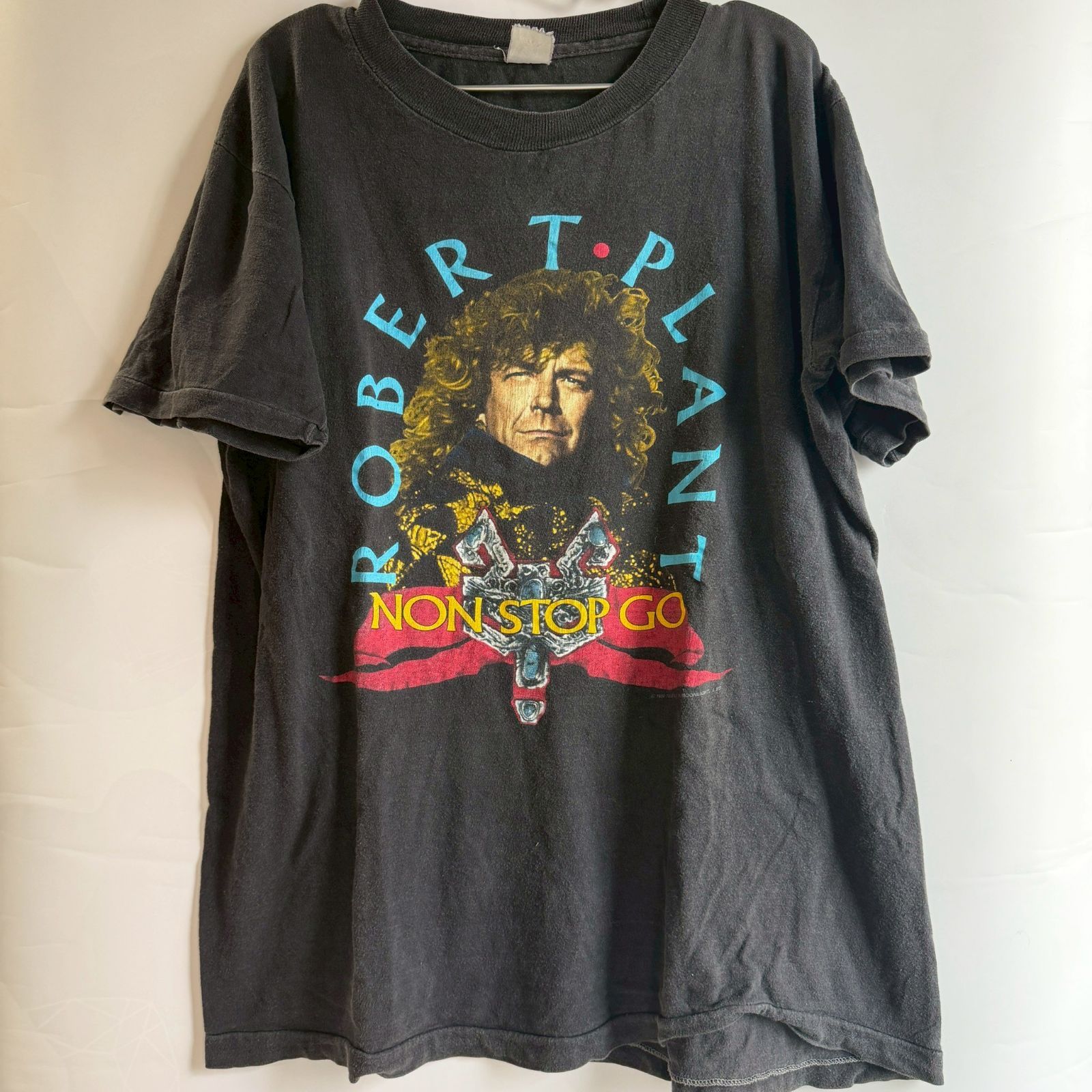 たつんビンテージ　80s ロバート・プラントワールドツアー　Tシャツ L 80年代ヴィンテージの Robert Plant（ロバートプラント）TOUR Tシャツ