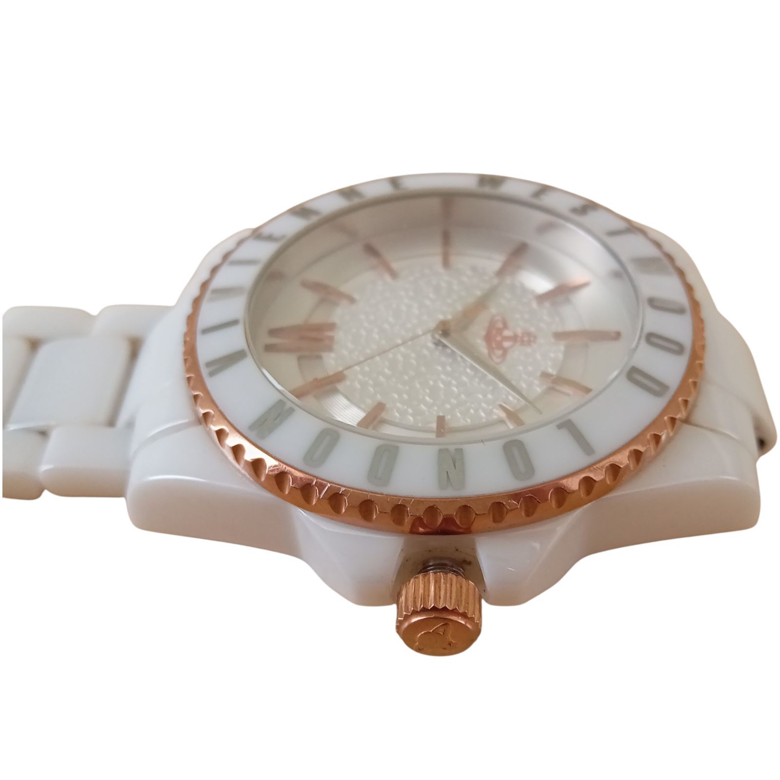 X02212 腕時計 Vivienne Westwood London VV048RSWH アナログ ホワイト