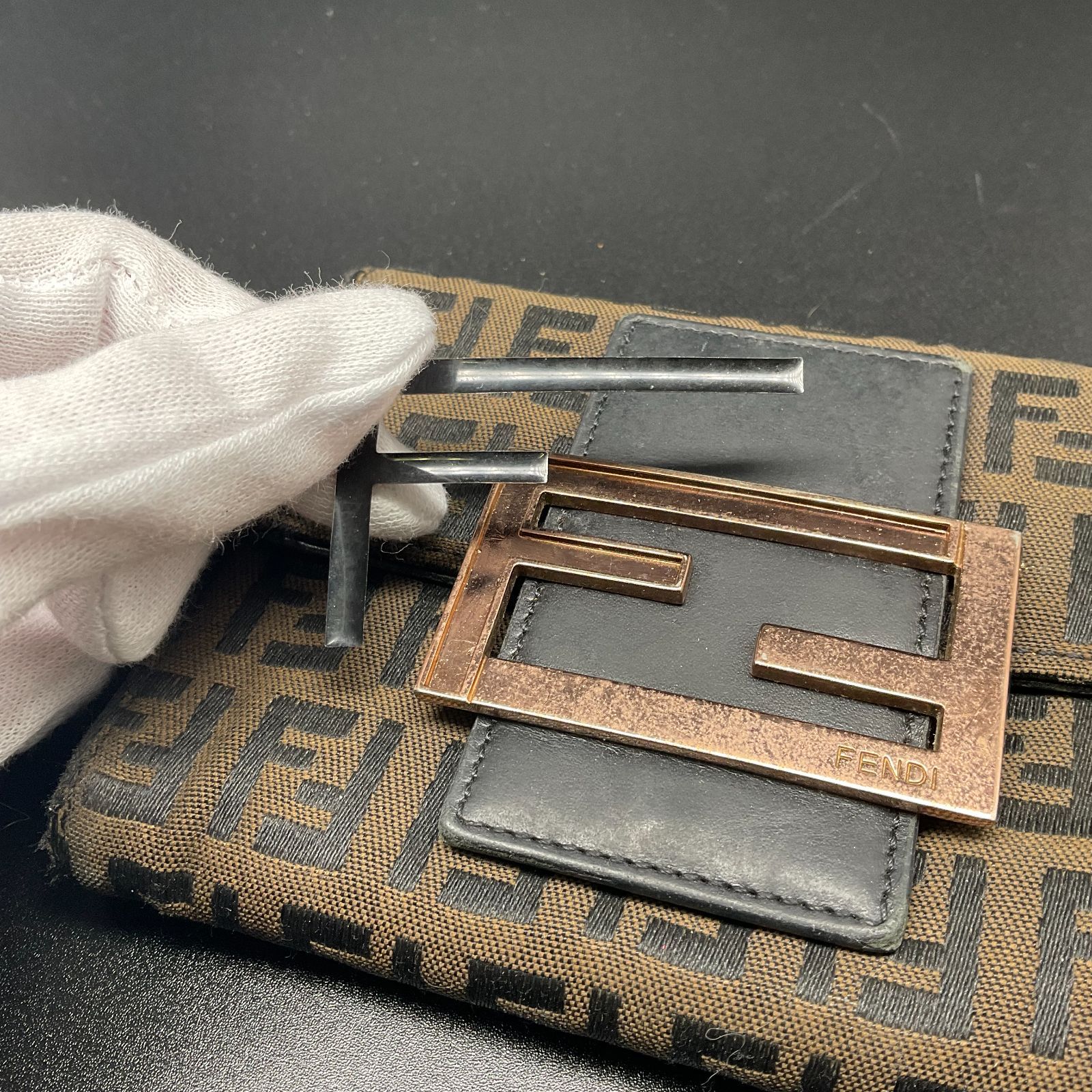 フェンディ ズッキーノ 財布 B26021280 - メルカリ
