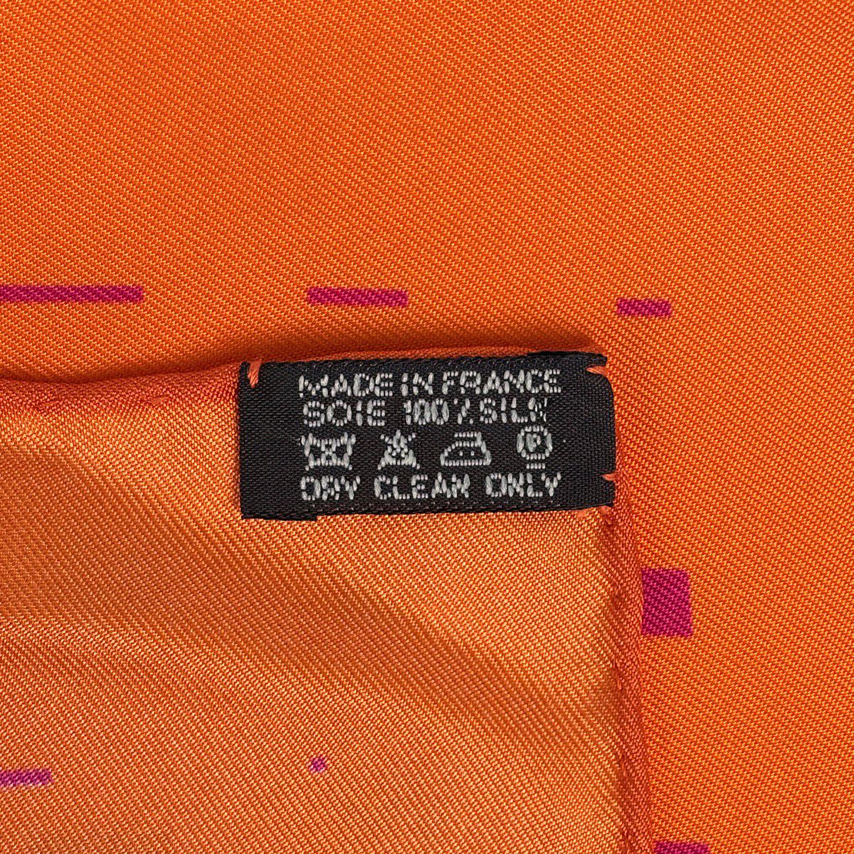 エルメス HERMES カレ90 24 FAUBOURG SECONDE 第2のフォーブル24番地