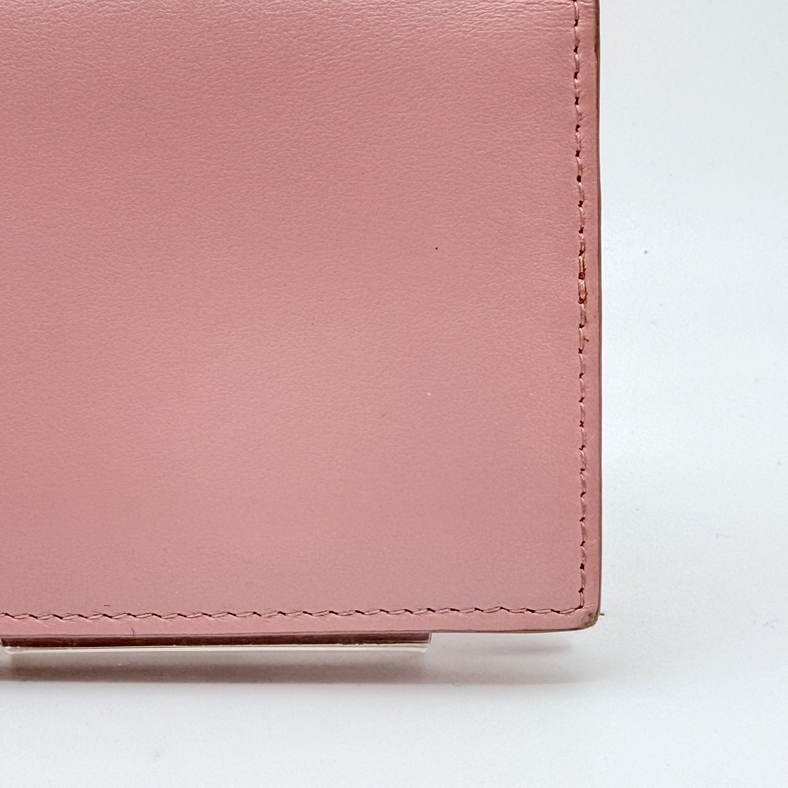 MIU MIU（ミュウミュウ）マドラス リボン 二つ折り財布 ピンク レザー 