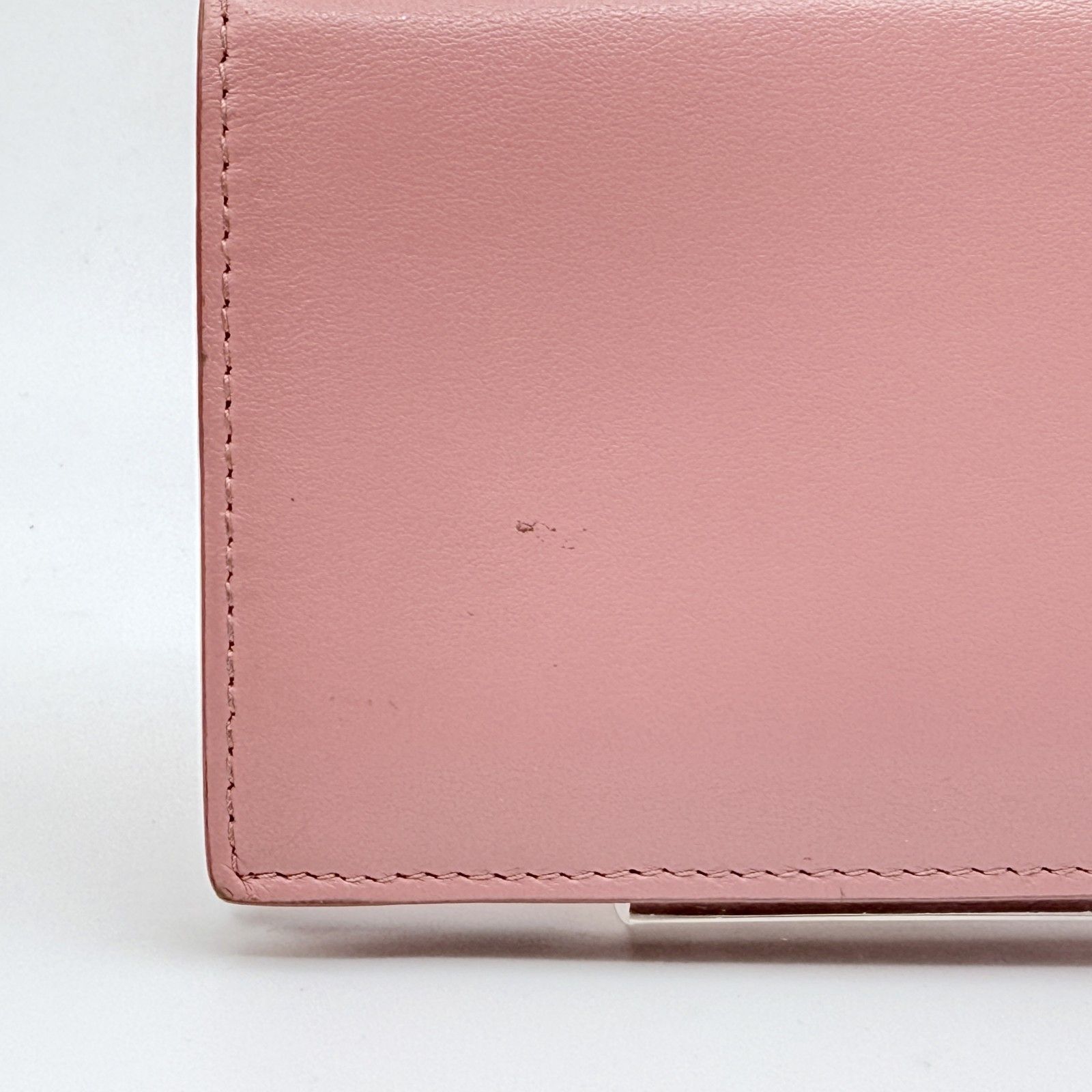 MIU MIU（ミュウミュウ）マドラス リボン 二つ折り財布 ピンク レザー 