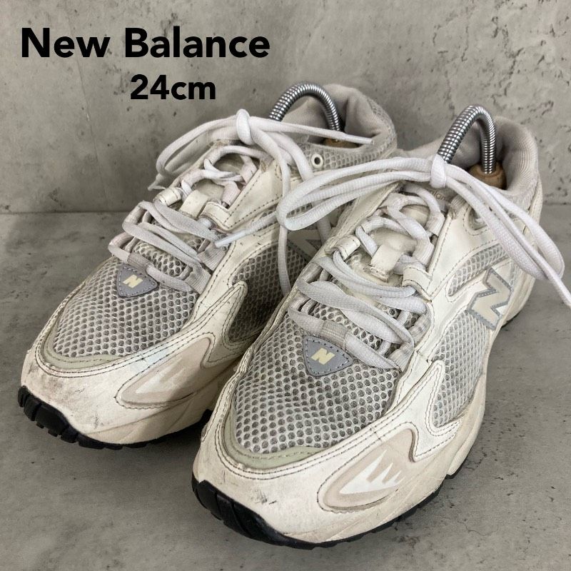 【新品未使用】ニューバランス スニーカー ML725CH 24cm New Balance ニューバランス ML725CH 24cm ホワイト 725 スニーカー