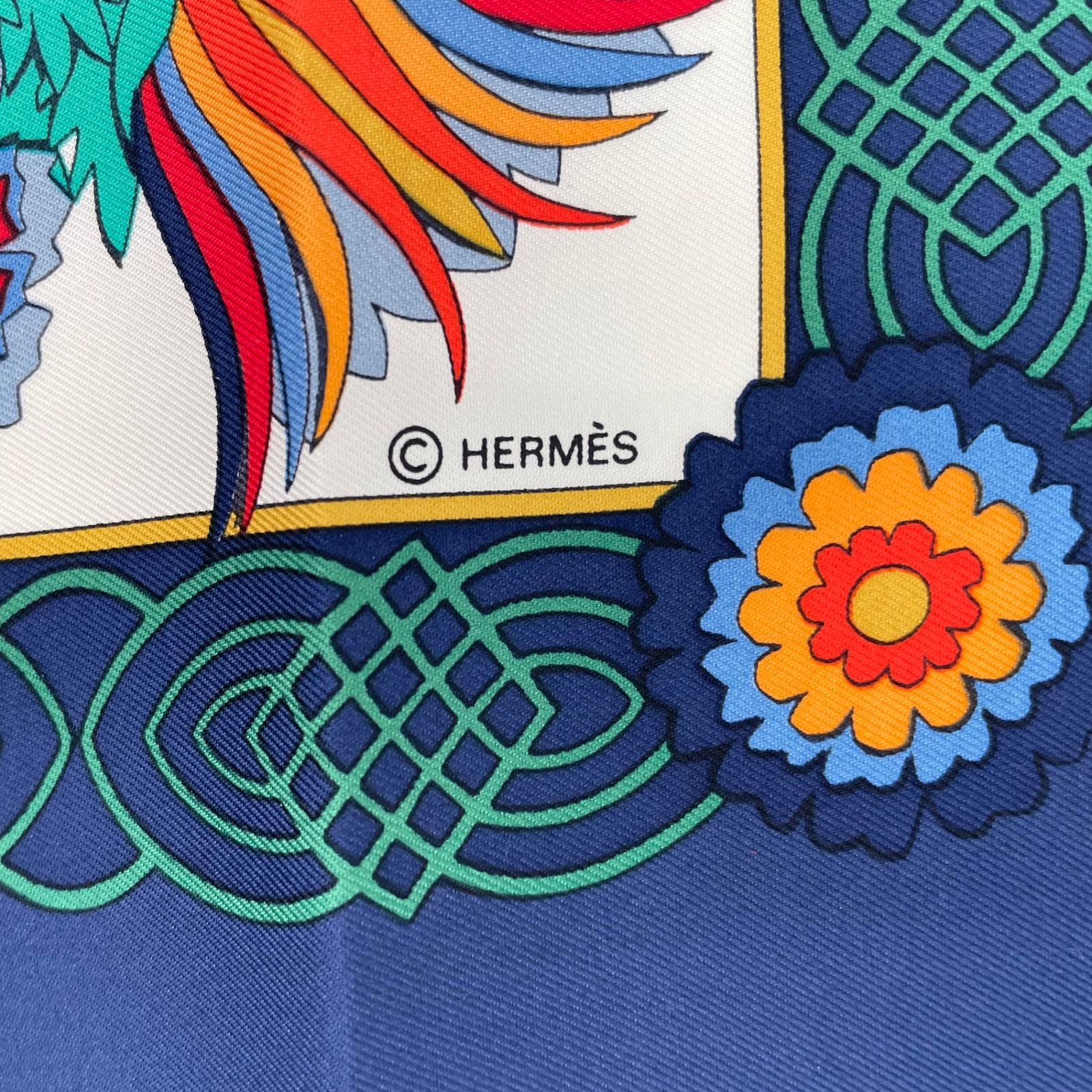 新品同様 HERMES エルメス スカーフ シルク カレ90 Decoupages 切り絵 