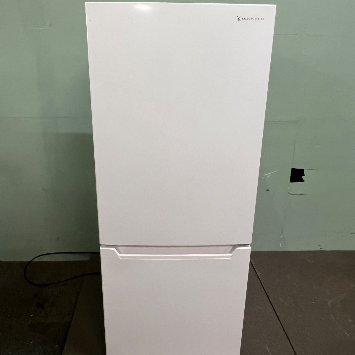 ヤマダセレクト 2ドア冷凍冷蔵庫 117L・右開き ホワイト YRZ-C12H1