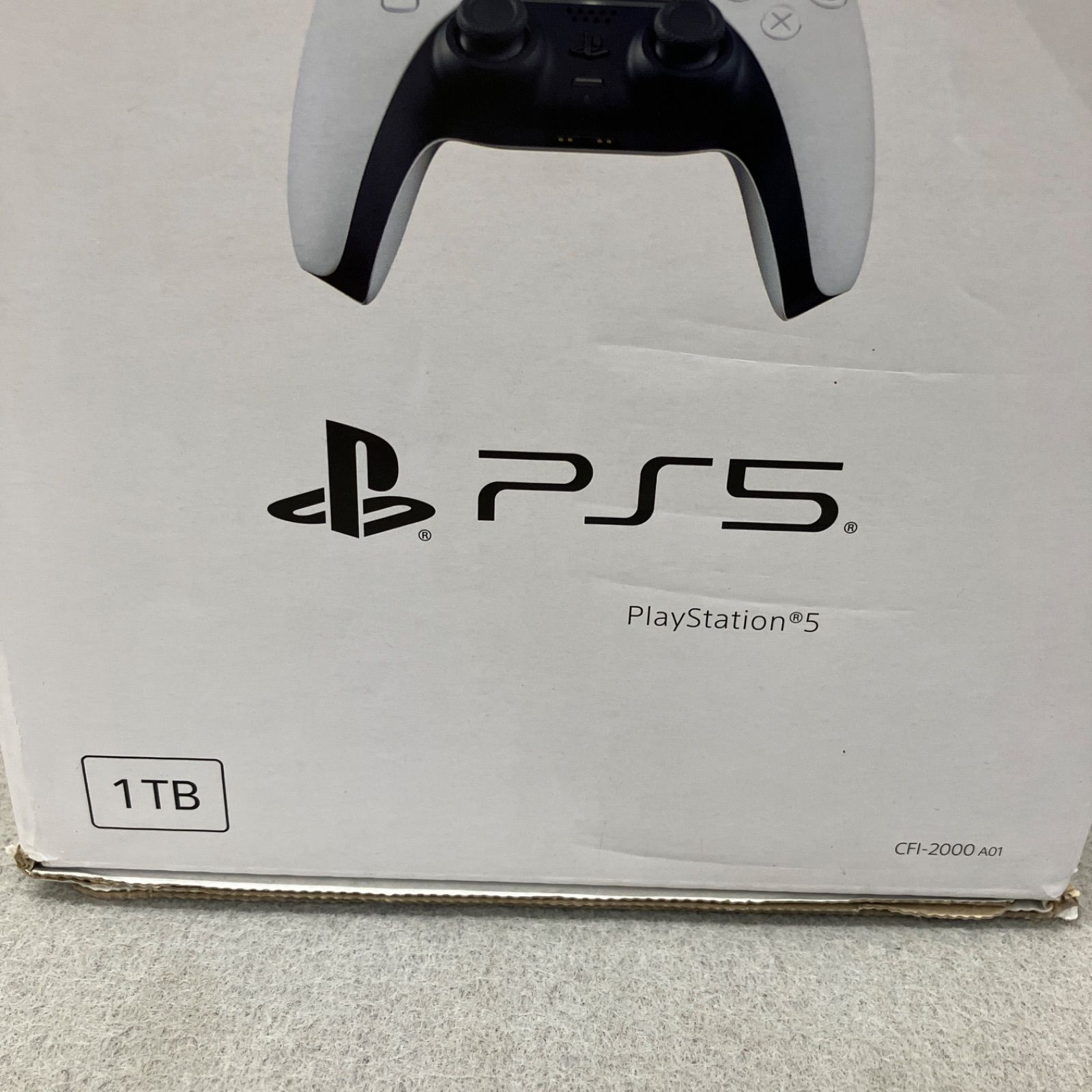 新型 PlayStation 5 slim CFI-2000A01 Is the new PlayStation 5 (Slim 