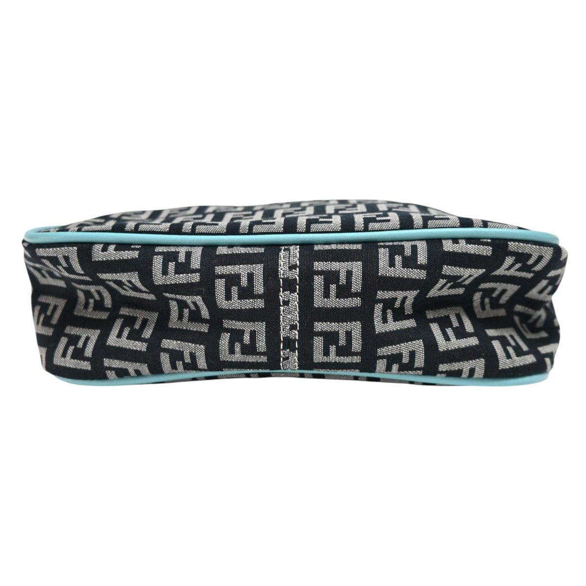 美品 FENDI フェンディ ズッキーノ キャンバス/レザー ワンショルダー