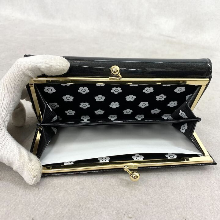 極美品 MARY QUANT エナメル レザー パース がま口 長財布 ブラック 