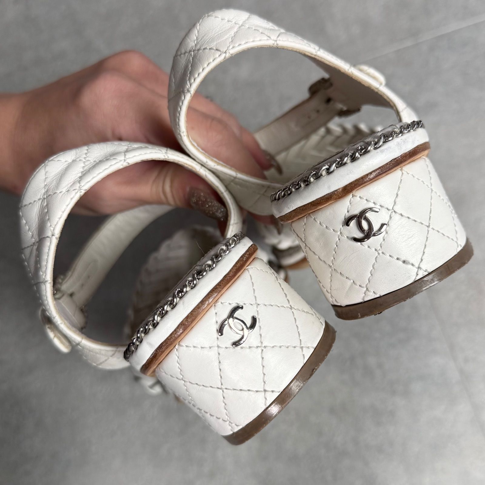 CHANEL シャネル ココマーク チェーンレザーサンダル ホワイト 白 