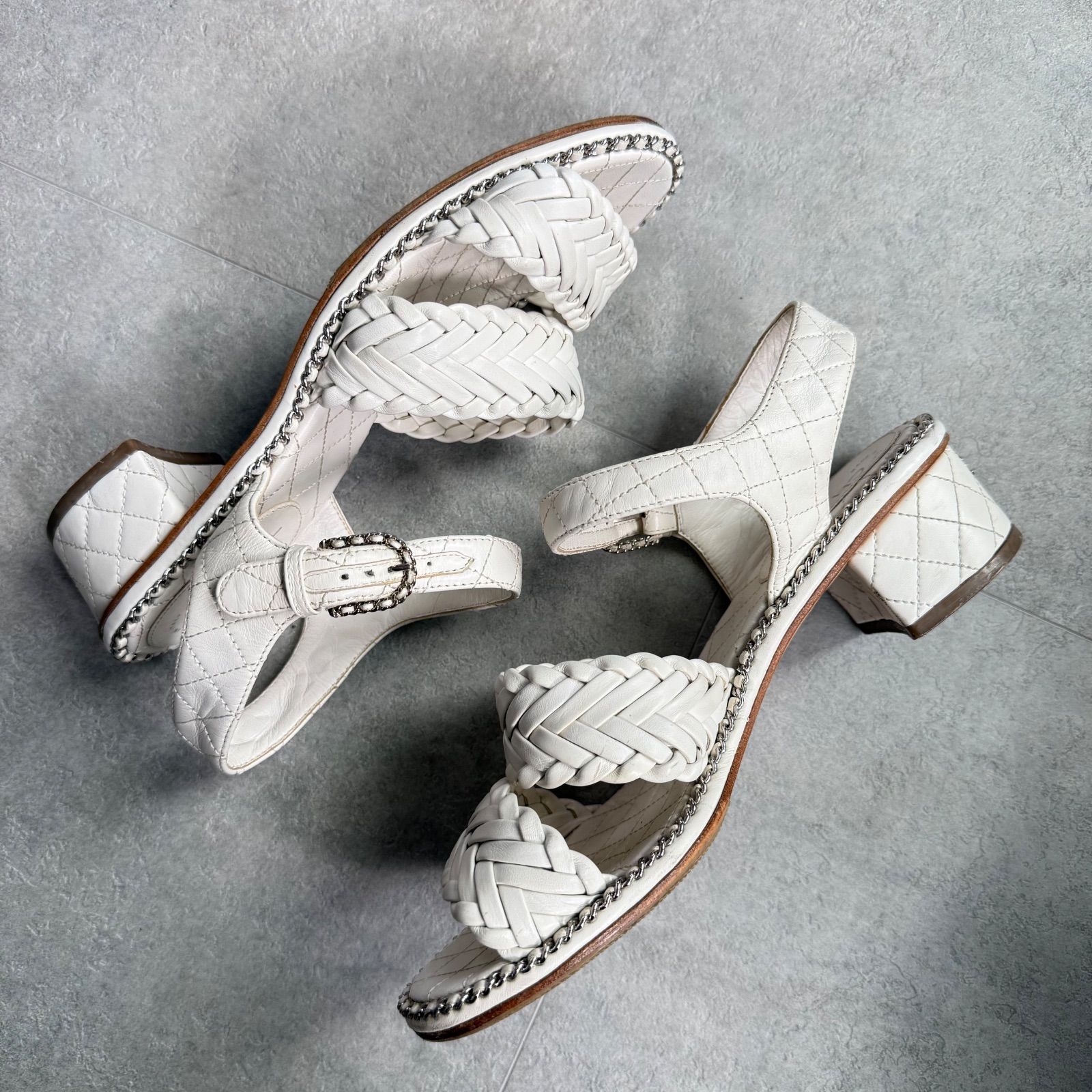 CHANEL シャネル ココマーク チェーンレザーサンダル ホワイト 白 