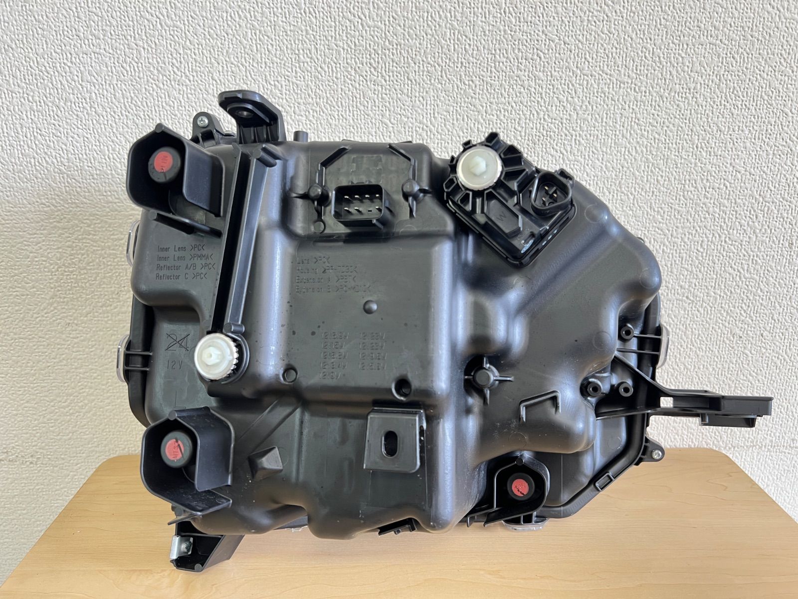 ダイハツ】タフト LA900S/LA910S 純正 左ヘッドランプ Koito100-6907D