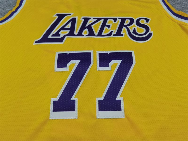NBA ルカ・ドンチッチ（Luka Dončić）レイカーズ ユニフォーム 刺繍