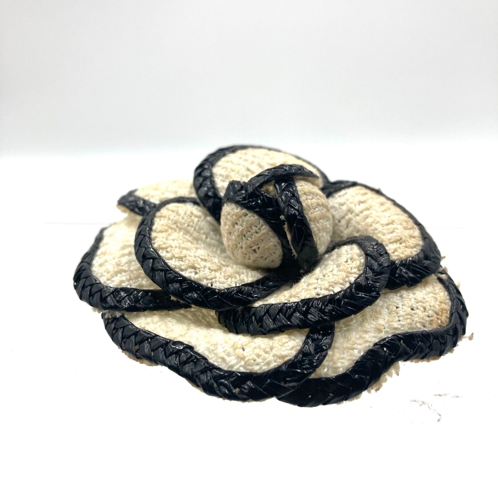 CHANEL シャネル カメリア コサージュ ブローチ ツイード生地 椿の花