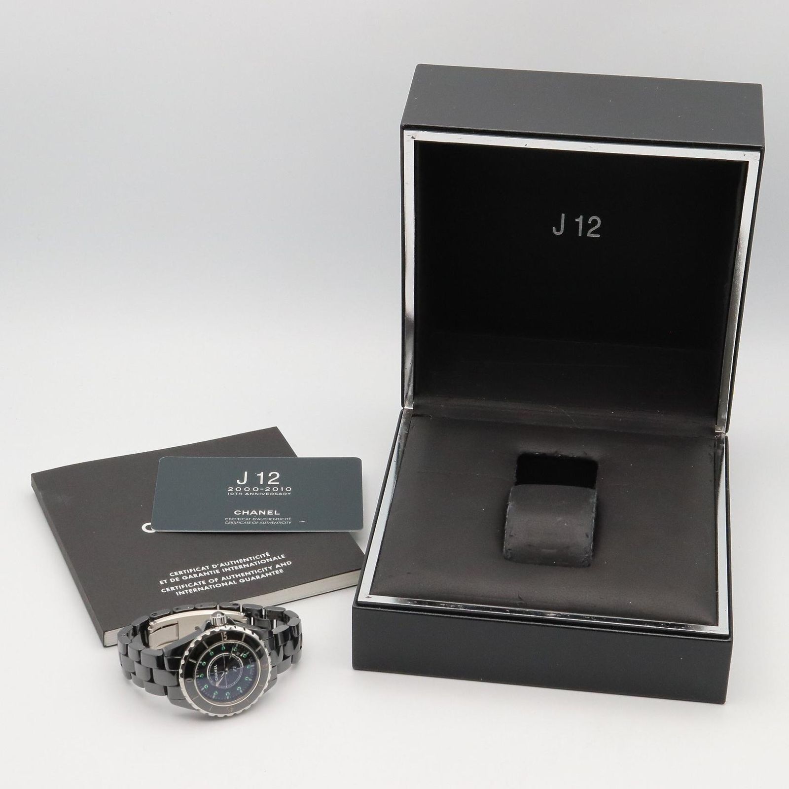 シャネル CHANEL J12 10周年アニバーサリー 腕時計 時計 セラミック エメラルド レディース ブラック系 H2679 【中古】 楽天市場】シャネル CHANEL 腕時計 J12 H2679 12ポイント エメラルド