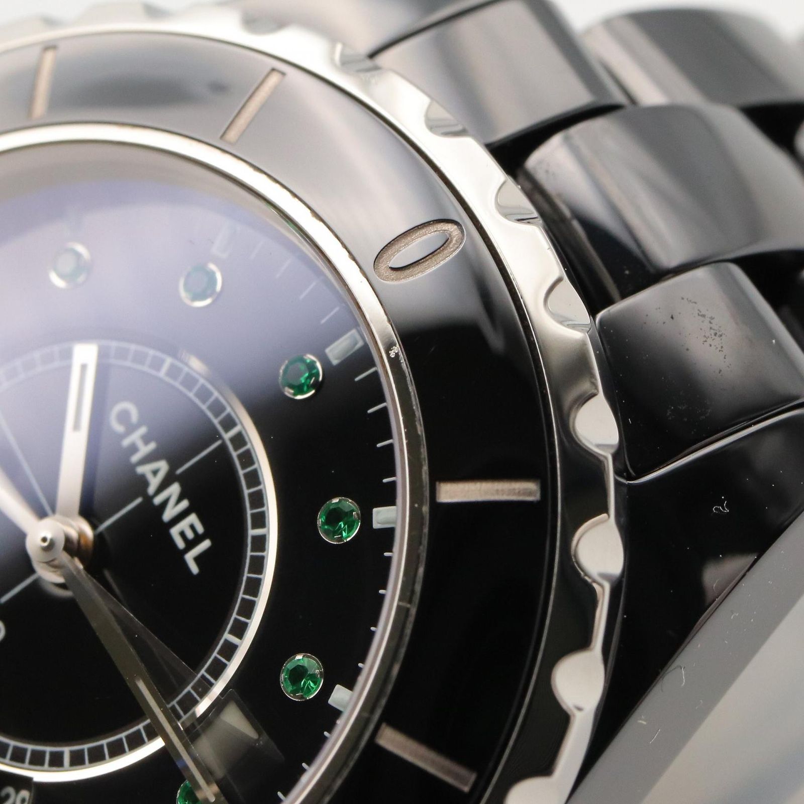 シャネル CHANEL J12 10周年アニバーサリー 腕時計 時計 セラミック エメラルド レディース ブラック系 H2679 【中古】 楽天市場】シャネル CHANEL 腕時計 J12 H2679 12ポイント エメラルド