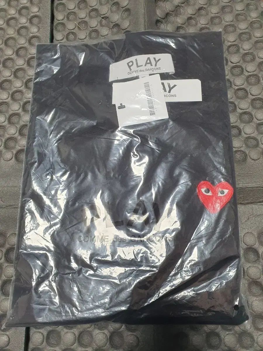 コム・デ・ギャルソン PLAY ブラック 長袖 Tシャツ 新品 XL