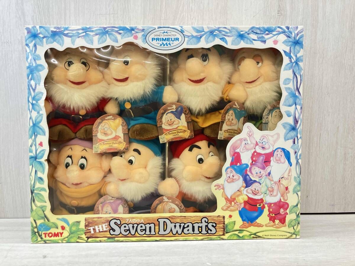現状品 TOMY 7人の小人 ぬいぐるみ The Seven Dwarfs - メルカリ