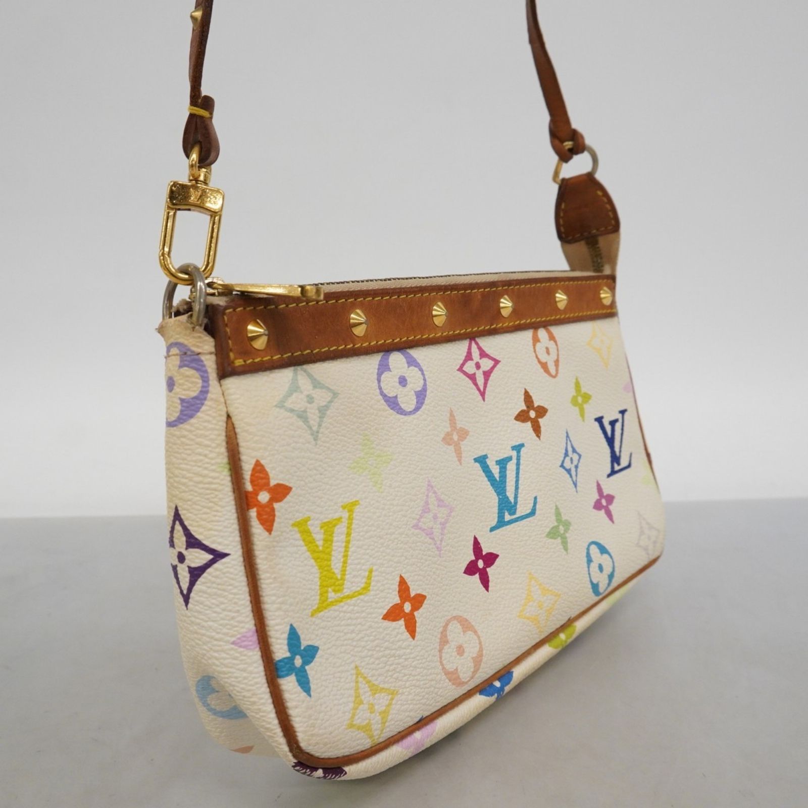 Buy from Japan Easily