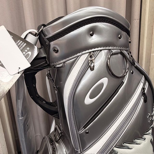  未使用 オークリー OAKLEY ゴルフ カート式 キャディバッグ 9.5型 5分割 SKULL 18.0 葛西店 ゴルフウェア ゴルフバッグ キャディバッグ ゴルフ