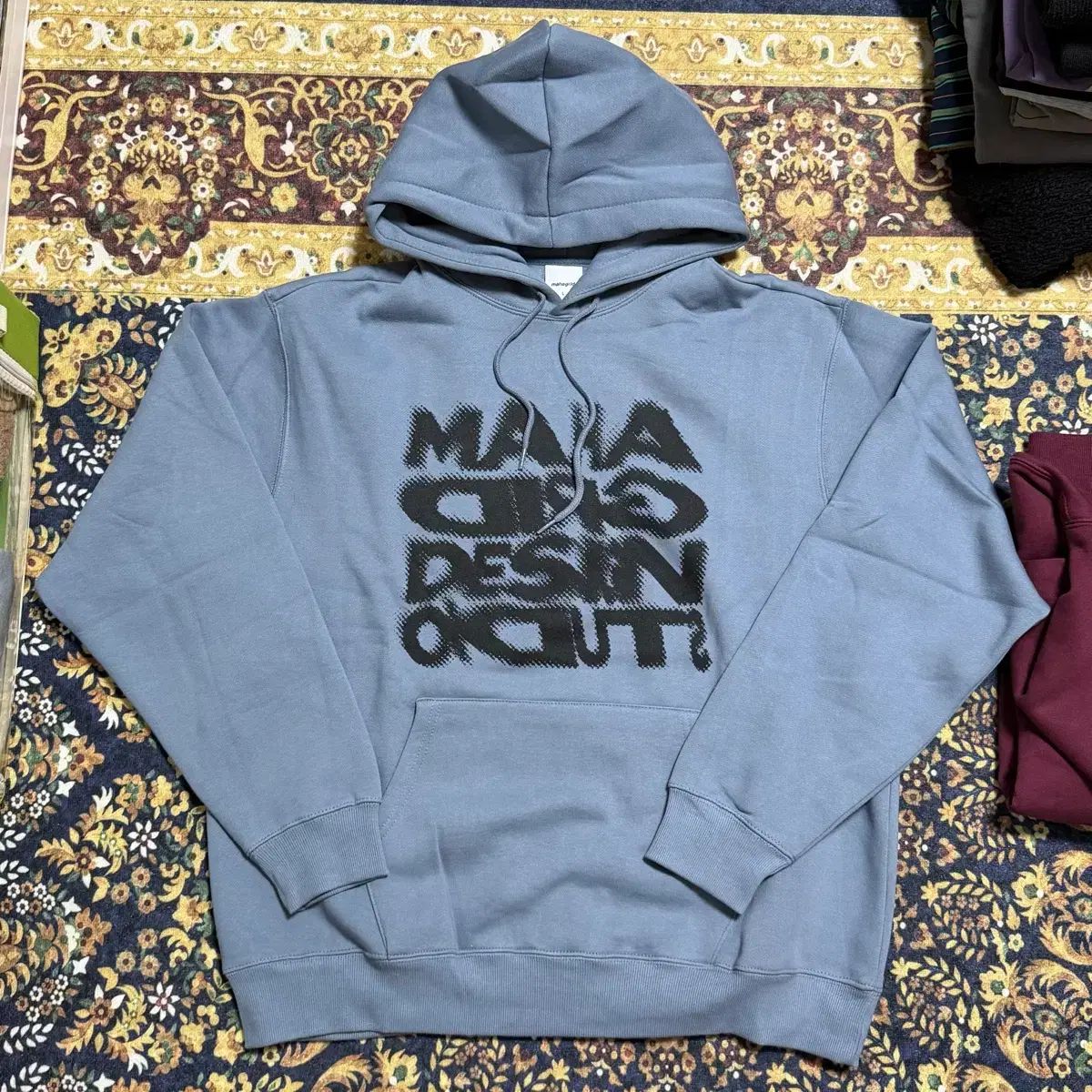 L マハグリッド グラフィック フーディ Tシャツ - PIGMENT Mahagrid 
