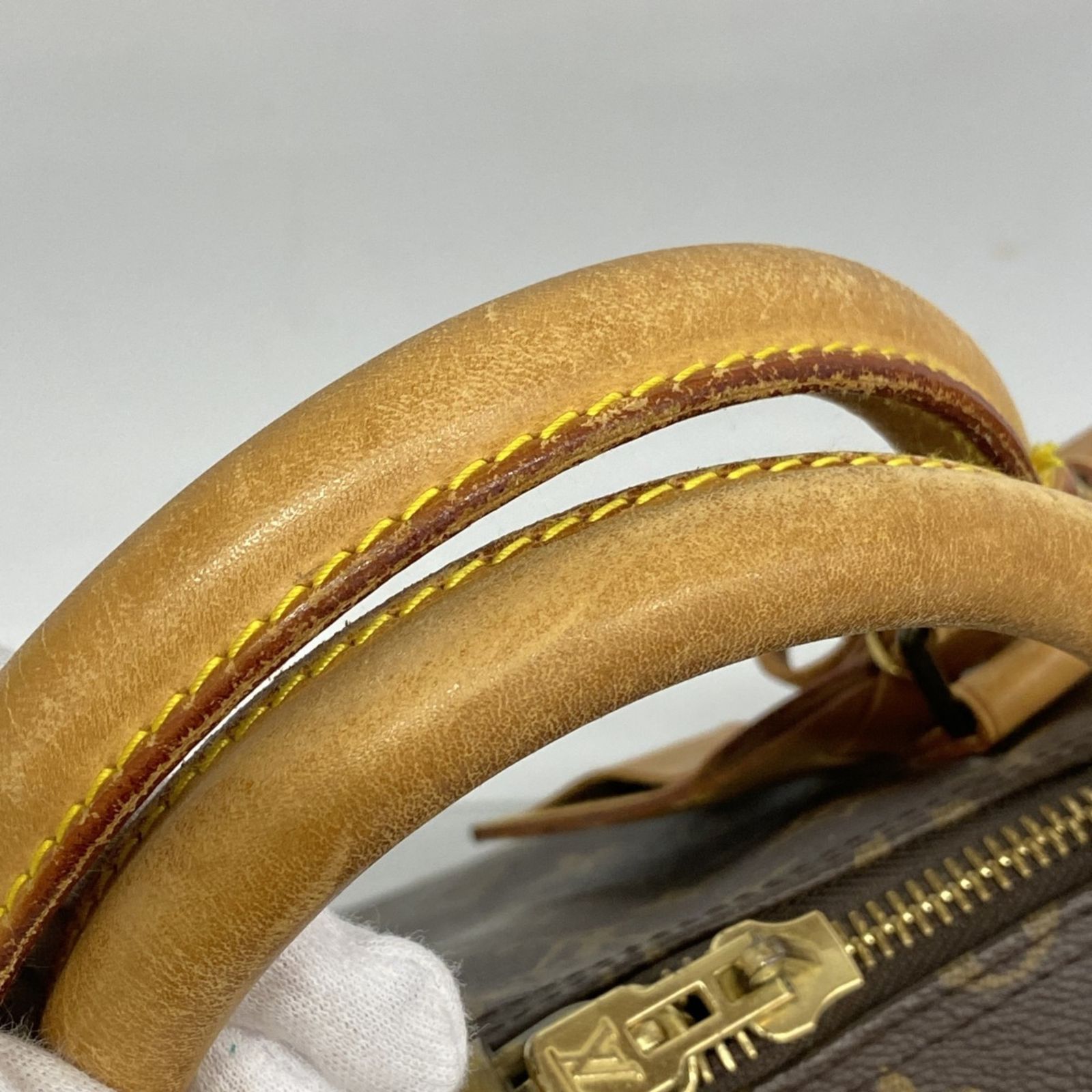 Buy from Japan Easily