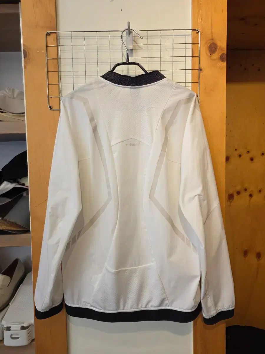デサント 白 ジャケット L
