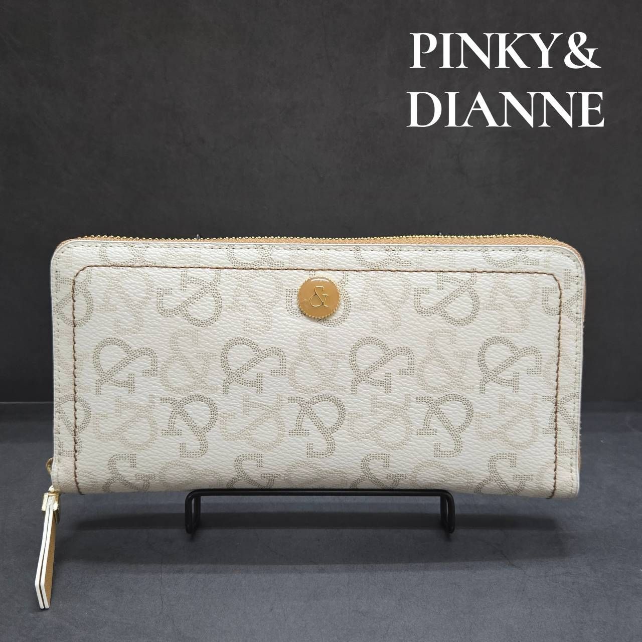 未使用 PINKY＆DIANNE ピンキー＆ダイアン 長財布 ラウンドファスナー 