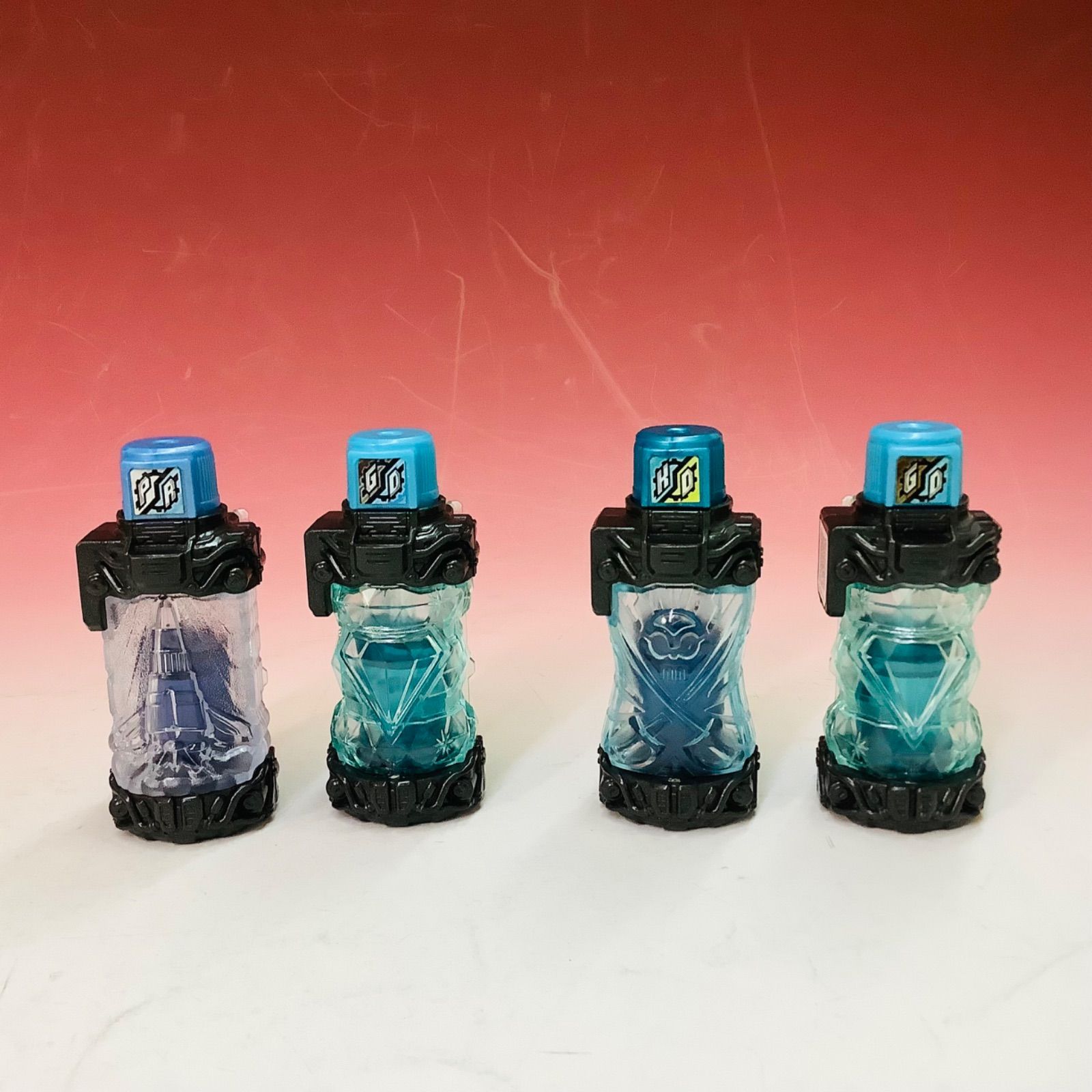【中古品】仮面ライダービルド【変身ベルト、フルボトル】 仮面ライダービルド 変身ベルト DXビルドドライバー&フルボトル