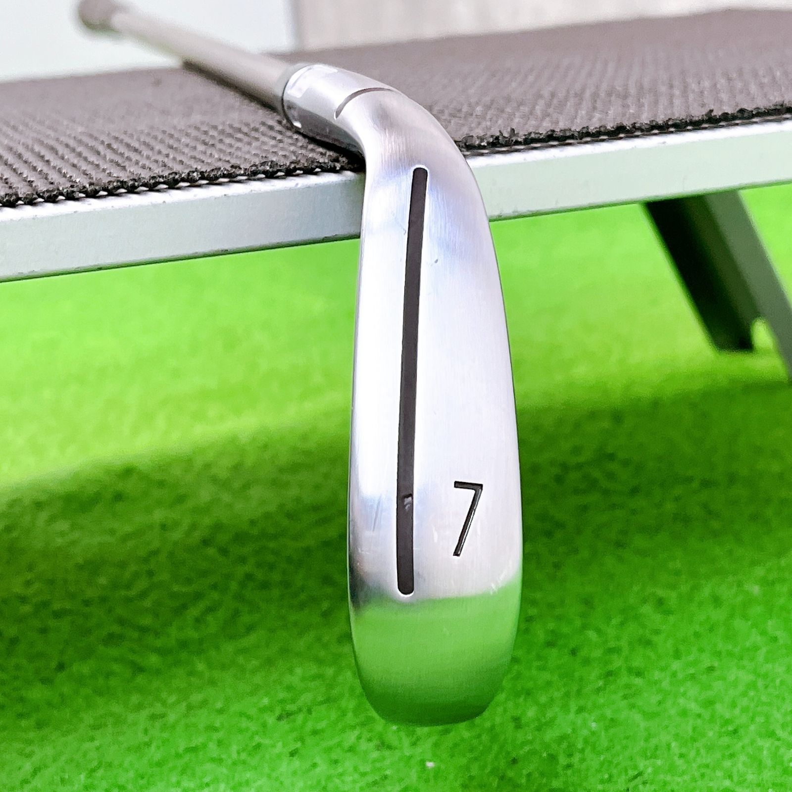 美品 テーラーメイド QI MAX LITE 7番アイアン 単品 右打ち メンズ