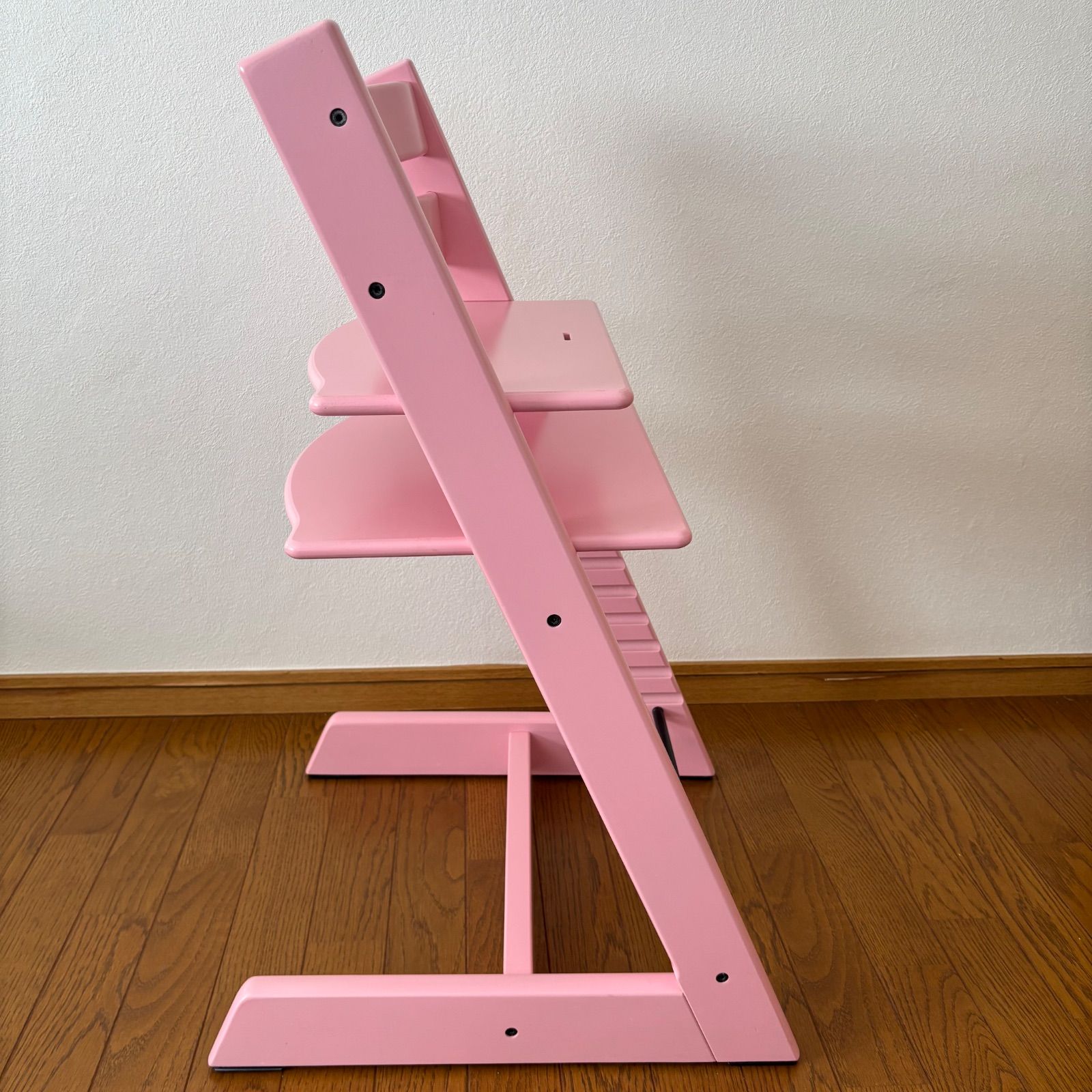 美品＊ストッケ トリップ トラップ ピンク ベビーチェア S/N.6 - メルカリ