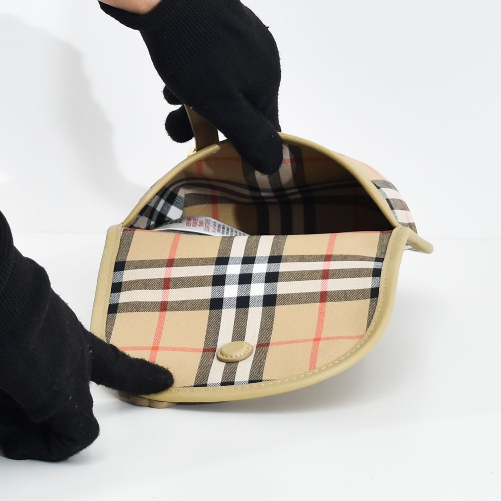 BURBERRY KIDS チェッククロスボディバッグ バーバリー 8117416 - メルカリ