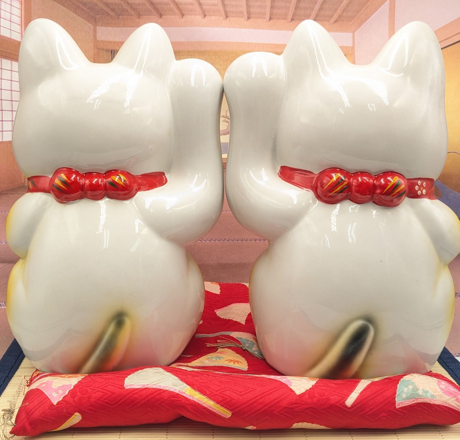  縁起物 招き猫 2体セット 置物 招福 千客万来 商売繁盛 ペア まねきねこ 右手 左手 白 小物置き 置物 インテリア小物