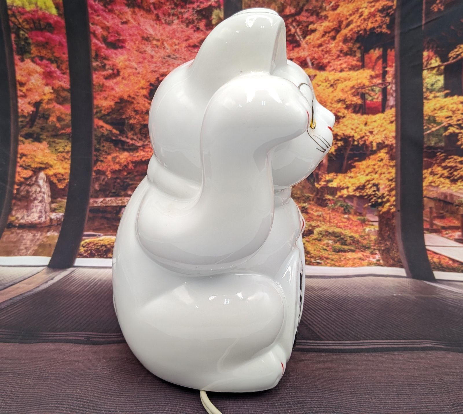 置物 光る招き猫