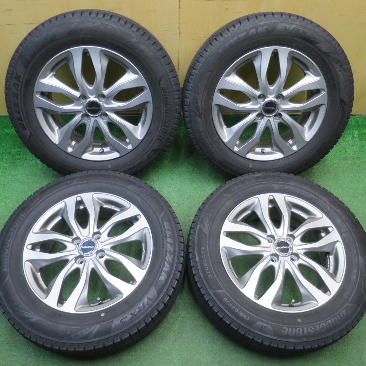 バリ溝！キレイ！9.5分☆スタッドレス 195/65R16 ブリヂストン 